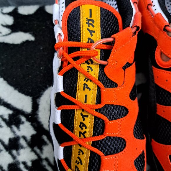 Size 8 Men Asics Tiger Gel-Mai Happy Chaos White/Orange Brand New - Picture 10 of 10